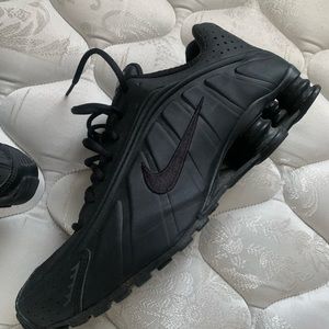 Nike Shox ( Black )